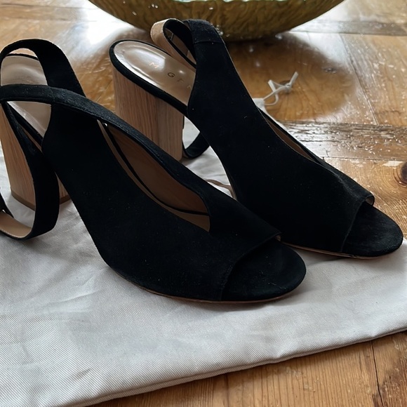 M. Gemi Italian Black Suede Peep Toe Ankle Strap Wooden Block Heel 11 42 - Picture 13 of 16